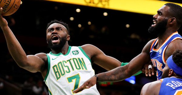 \"Нью-Йорк\" разгромно уступил \"Бостону\"