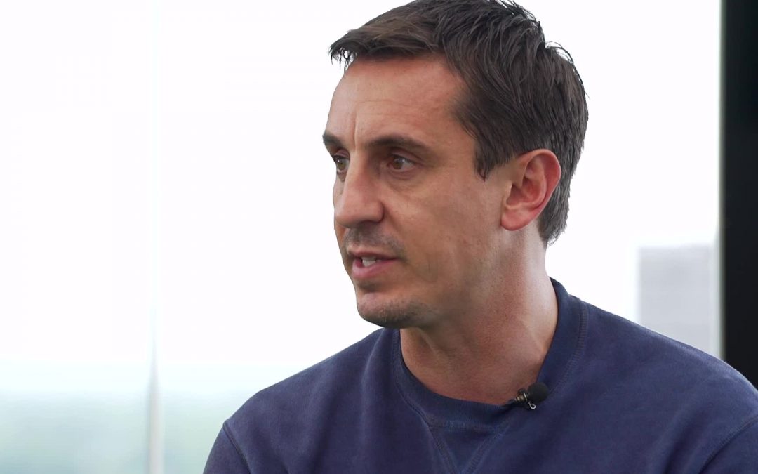 Гари Невилл считает, что \"МЮ\" должен побороться за Бэйла