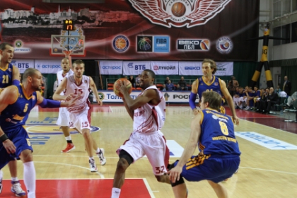 \"Красные Крылья\" одолели \"Химки\"