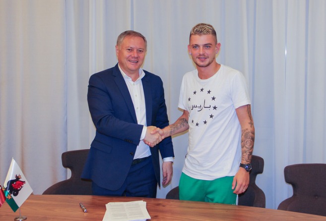 Официально: Лестьенн - игрок \"Рубина\"