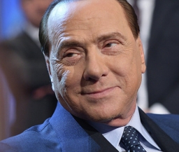 У Берлускони есть разногласия с Монтеллой по тактике 