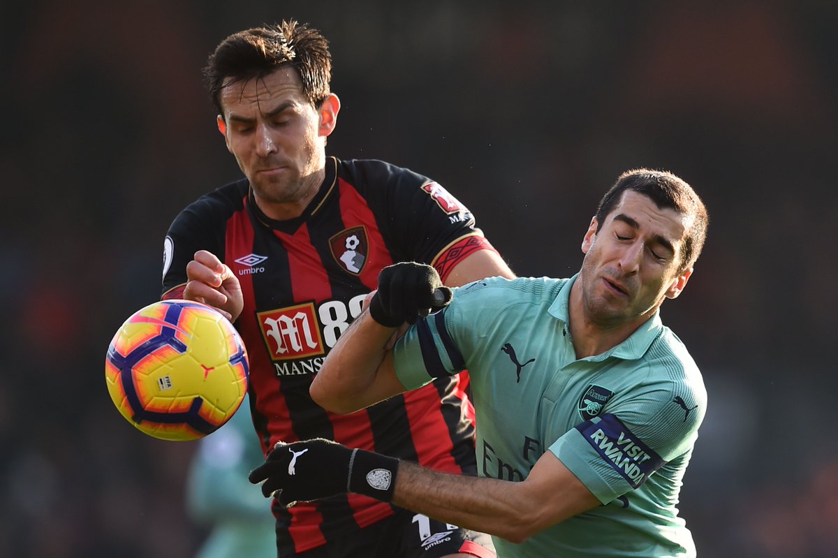 Обамеянг принес \"Арсеналу\" победу над \"Борнмутом\"