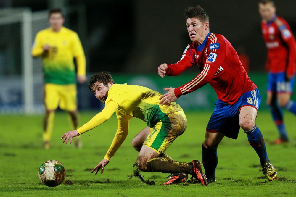 \"Армейцы\" не сумели переиграть \"Анжи\"