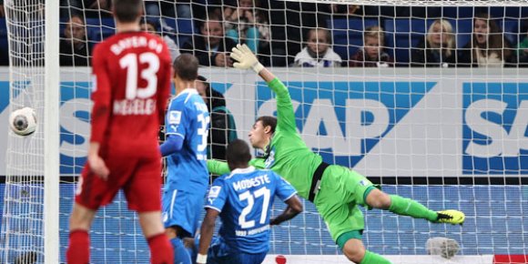 Судьи засчитали гол-фантом \"леверкузенцев\" в матче чемпионата Германии