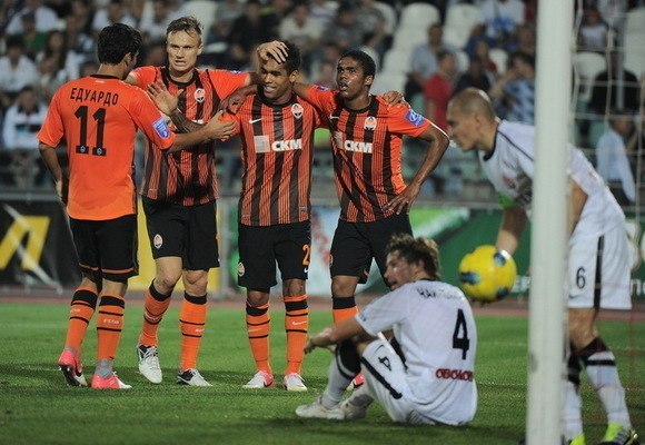 \"Шахтер\" дал мастер-класс \"Заре\"