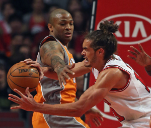 \"Финикс\" одержал 2000-ю победу в истории клуба