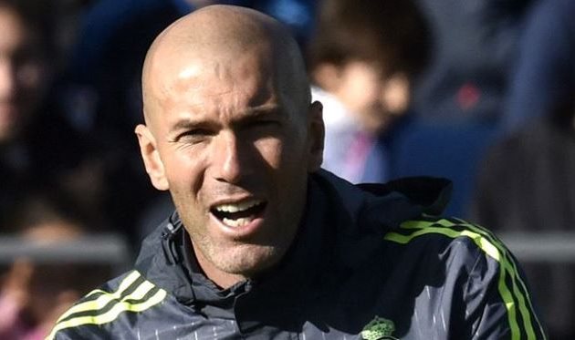 Роберто Карлос рад за Зидана