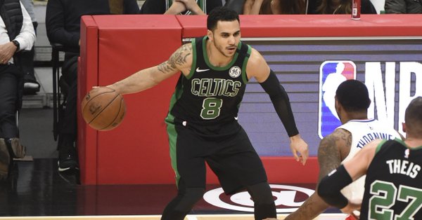 \"Бостон\" взял верх над \"Клипперс\"