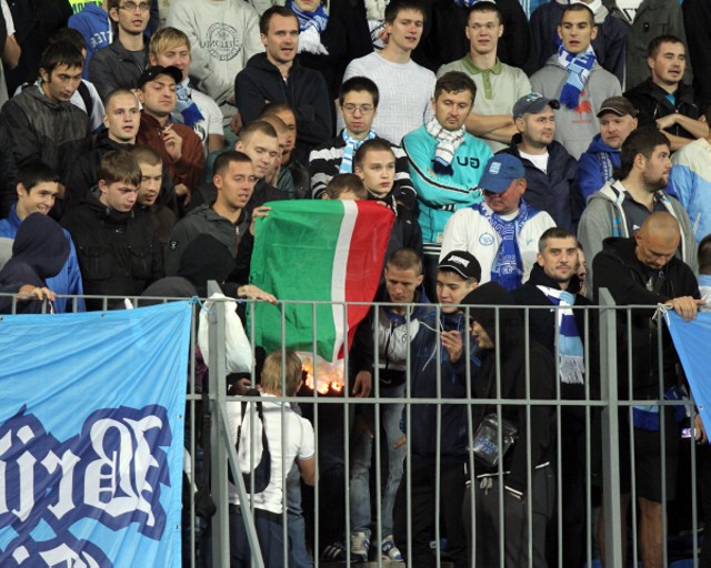 \"Зенит\" отсудил у болельщика 300 тысяч рублей