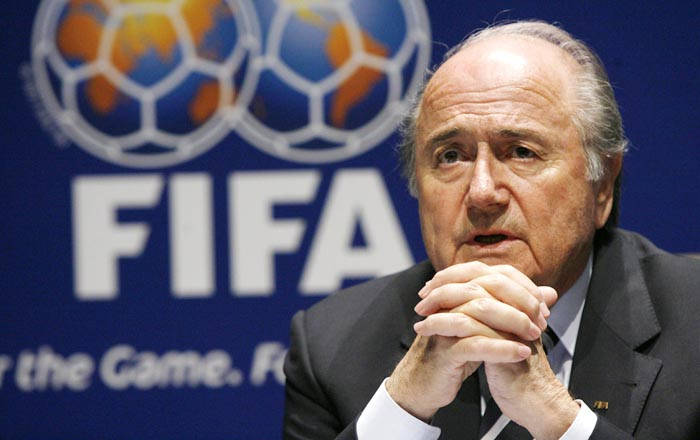Блаттер объяснил, из-за чего появились атаки на ФИФА со стороны Англии