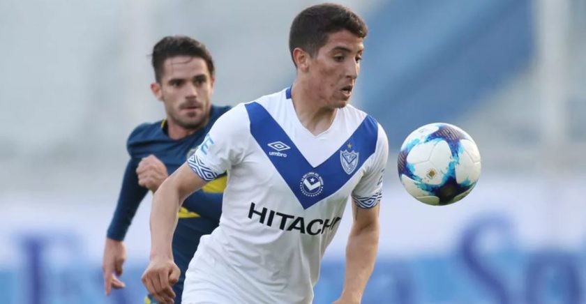 \"Вильярреал\" подписал Касереса