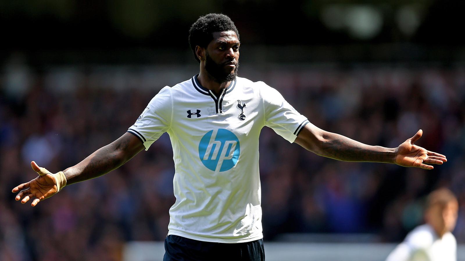 Адебайора обворовывают родственники