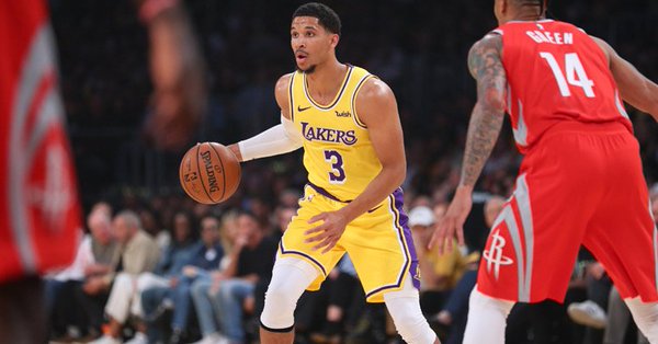 \"Лейкерс\" потерпели поражение от \"Хьюстона\"