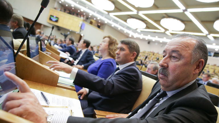 Газзаев: Сарсания помогал многим командам