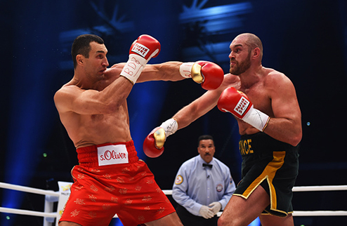 Фьюри перебоксировал Кличко, отобрав у него все чемпионские пояса