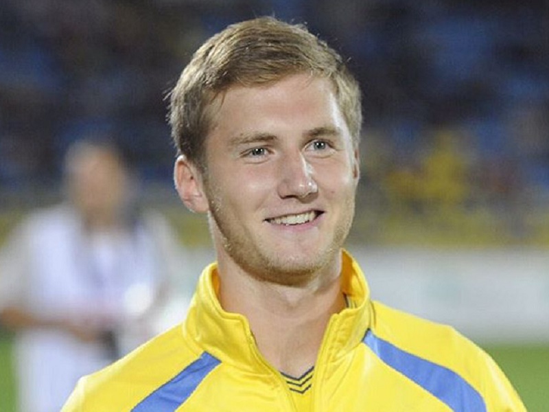 \"Ростов\" намерен вернуть Трошечкина