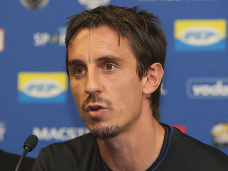 Невилл не понимает Моуринью