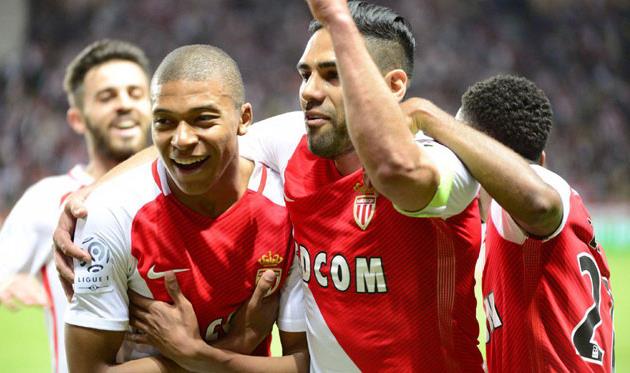 \"Монако\" - чемпион Франции