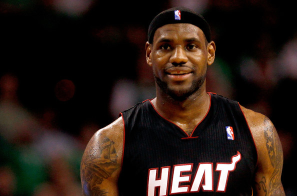 Джеймс возглавил пятерку лучших игроков НБА нынешнего сезона