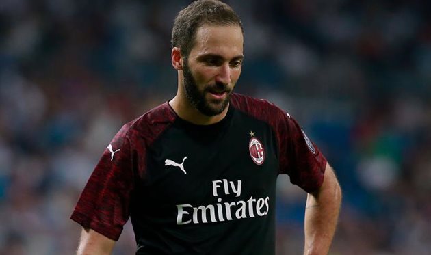 Игуаин не считает себя главной звездой \"Милана\"