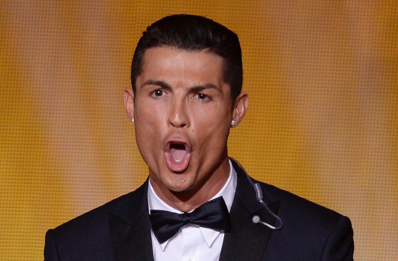 Сантуш поздравил Роналду с юбилеем и пожелал ему выиграть трофей со сборной