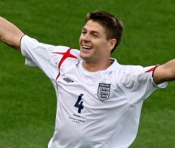 Джеррард во второй раз в карьере признан лучшим английским игроком года