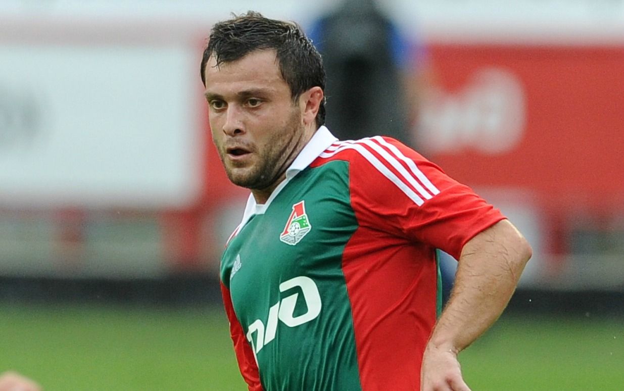 Касаев обменял футболку Месси на майку Зидана