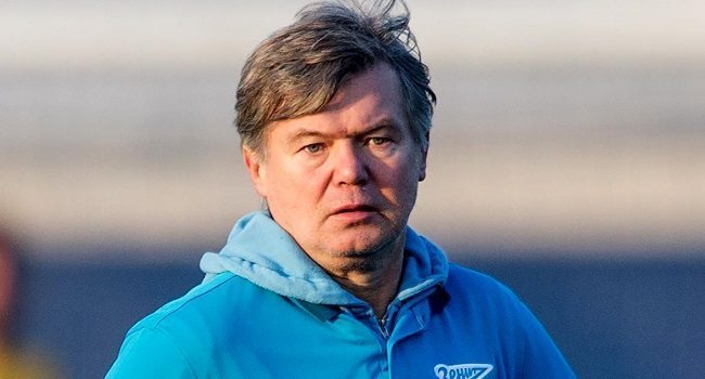 Веденеев высказал мнение о том, стоит ли Дзюбе переходить в европейский клуб