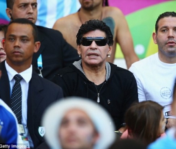 Марадона недоволен игрой аргентинцев на ЧМ-2014