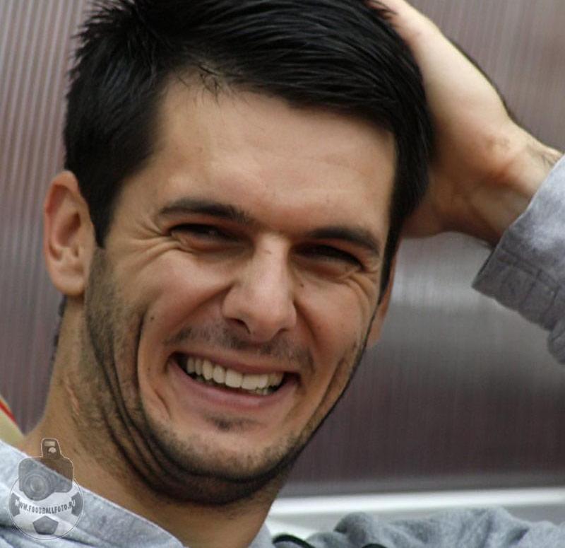 \"Анжи\" договорился о переходе Спахича