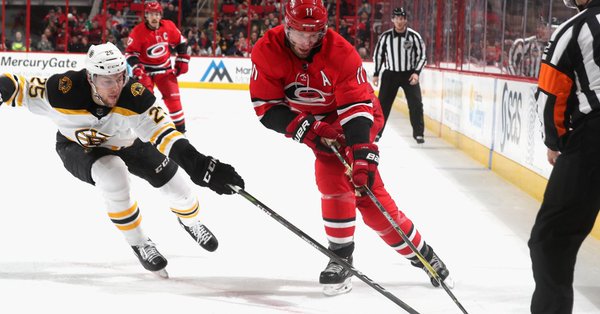 \"Бостон\" добыл невероятную победу над \"Каролиной\"