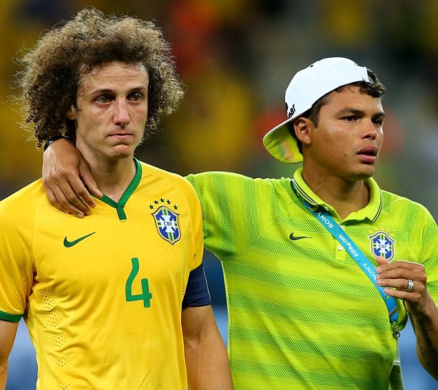 Давид Луис расплакался на пресс-конференции после проигрыша Германии