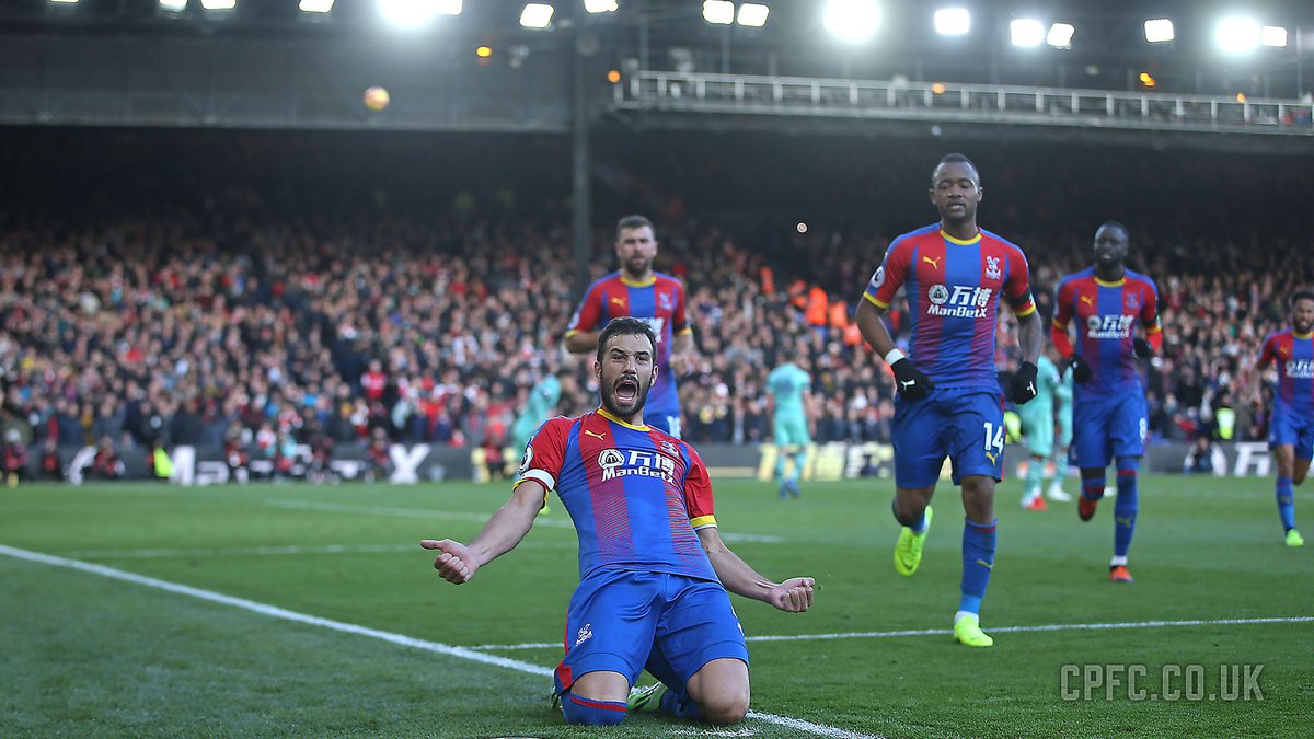 \"Кристал Пэлас\" отобрал очки у \"Арсенала\"