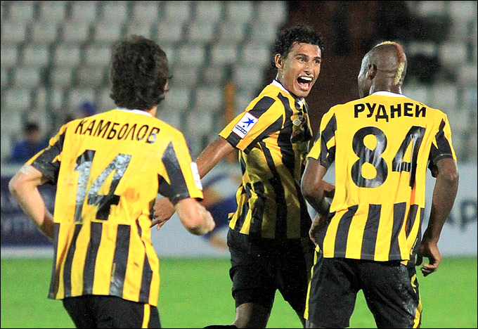 \"Алания\" прощается с восемью игроками