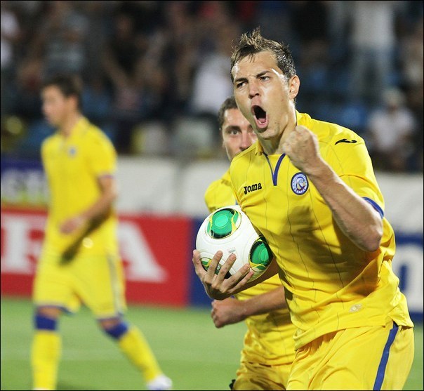 Дзюба снова феерит: на этот раз в матче \"Ростов\" - \"Томь\"