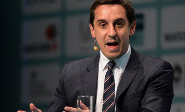 Президент \"Валенсии\" поддержал Гари Невилла