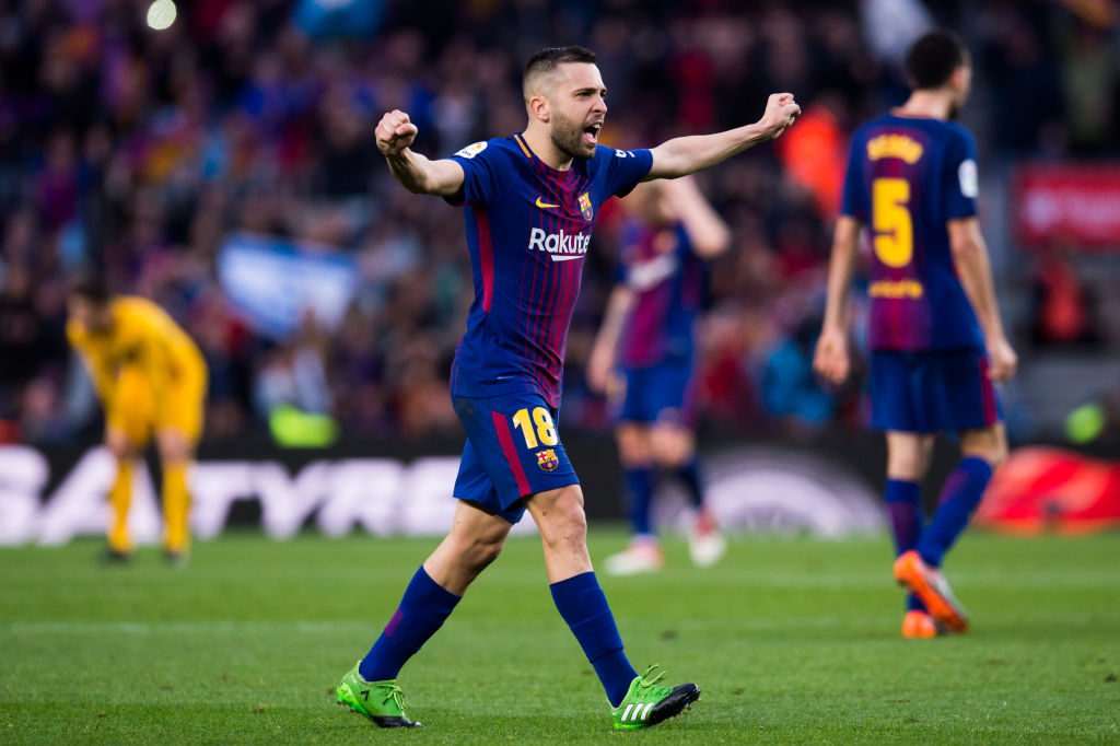 Альба продлит контракт с \"Барселоной\"