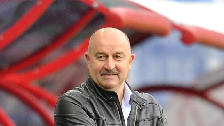 Черчесов порекомендовал руководству \"Динамо\" продлить контракты с целым рядом игроков
