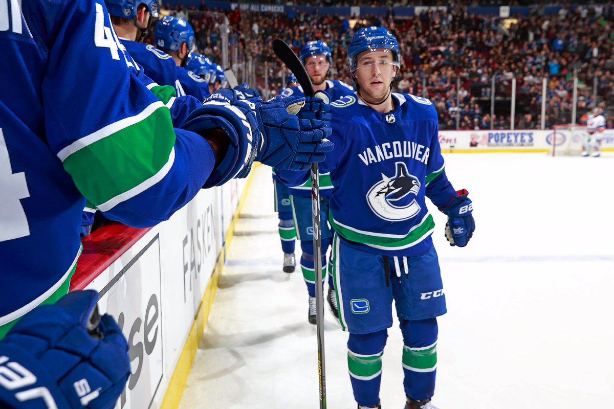 \"Ванкувер\" дожал \"Айлендерс\" в овертайме