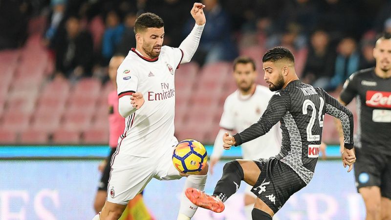 \"Милан\" планирует продать Мусаккио