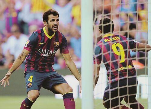 \"Барса\" хочет получить € 80 млн за Фабрегаса, Санчеса и Алвеса