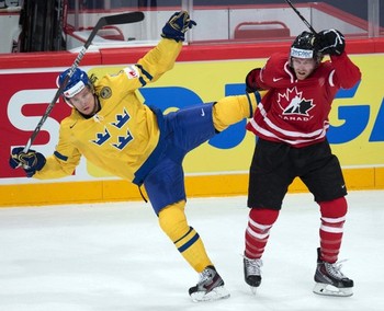 \"Кленовые листья\" разобрались со шведами