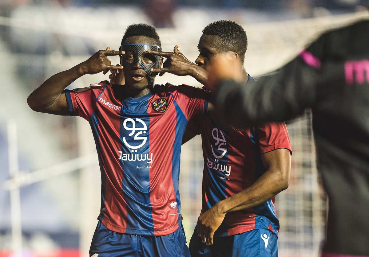 \"Леванте\" отправил \"Малагу\" в Сегунду