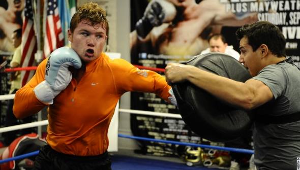 Альварес успешно прошел процедуру взвешивания