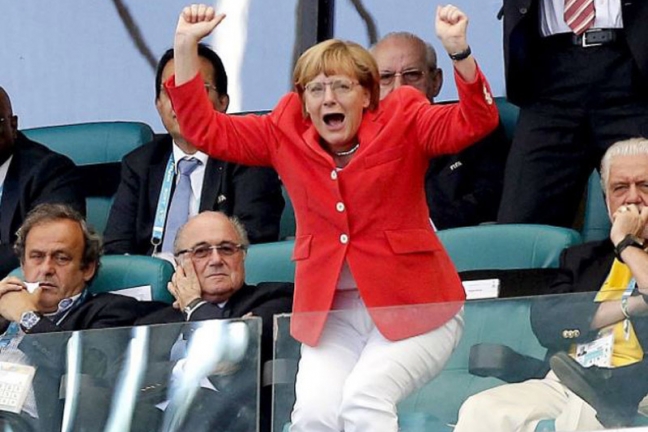 Меркель считает недопустимыми такие цены на футболистов, как этим летом