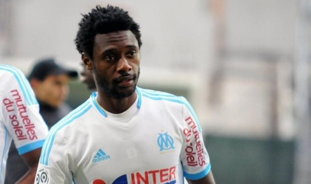 \"Челси\" интересуется защитником \"Марселя\"