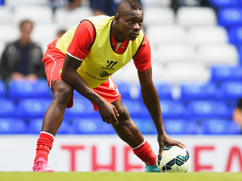 Балотелли поскандалил с рефери