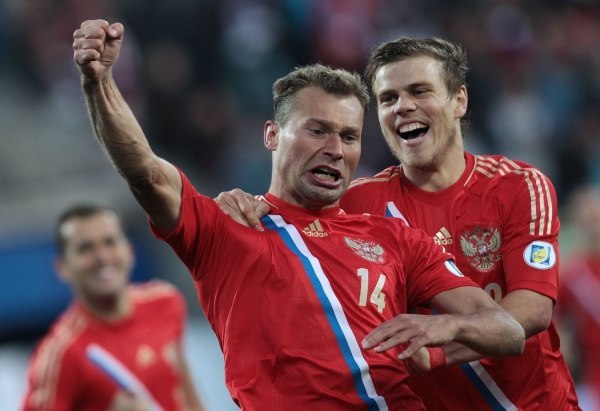 Россияне вернули себе первое место в группе