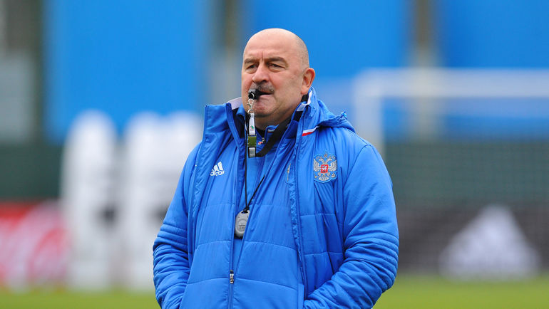 Черчесов высказался об уходе Мутко из РФС