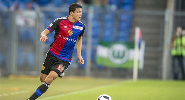 \"Базель\" ставит точку в выступлениях \"Бенфики\" в Лиге Чемпионов